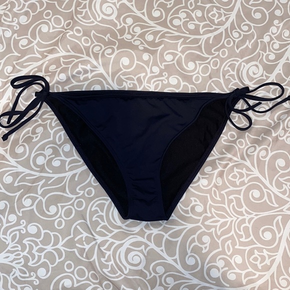 BRAND NEW ROXY bikini bottom 👙 - Picture 5 of 5